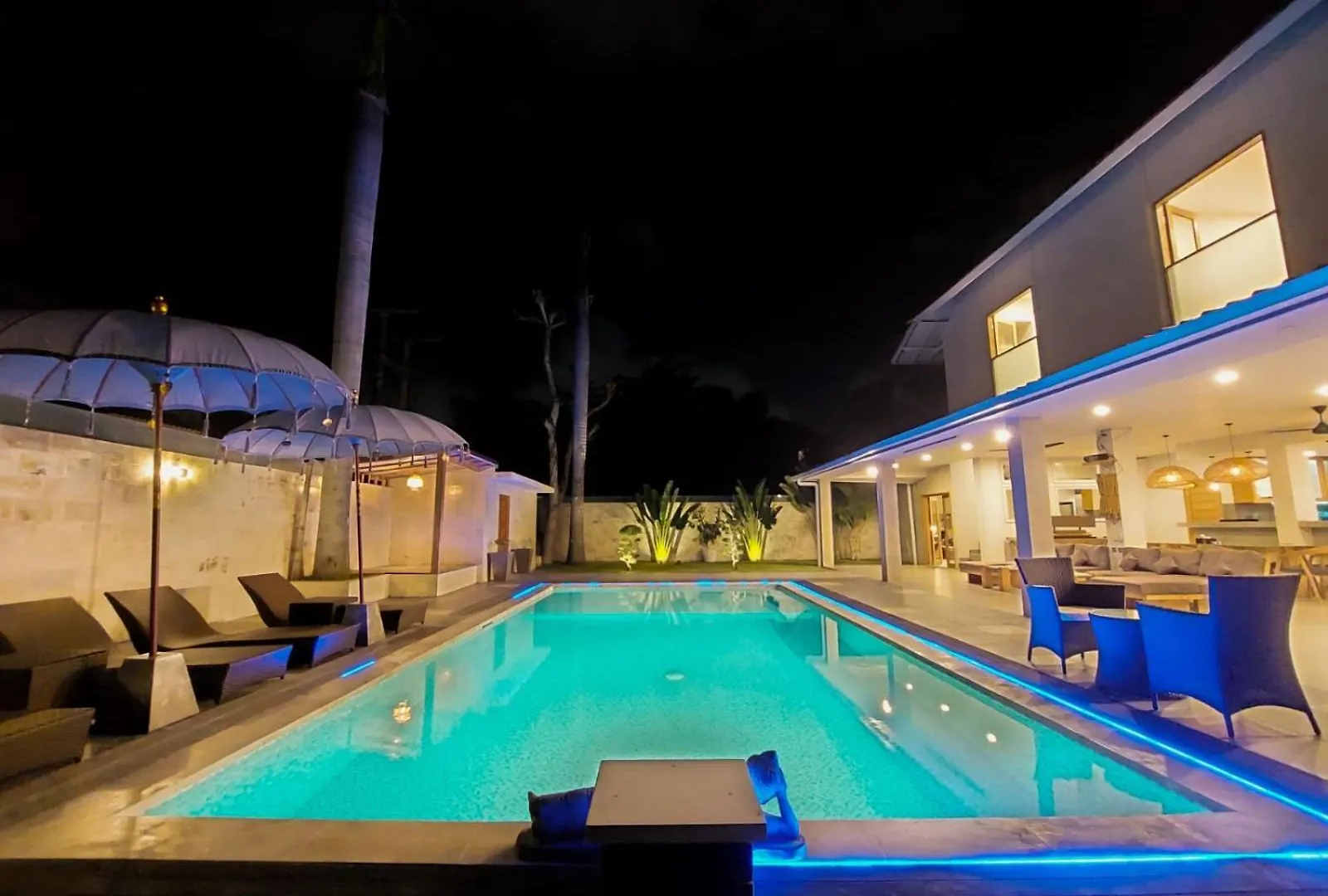De La Villa تْشانغو