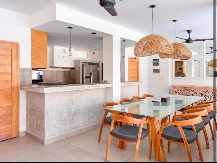 De La Villa تْشانغو